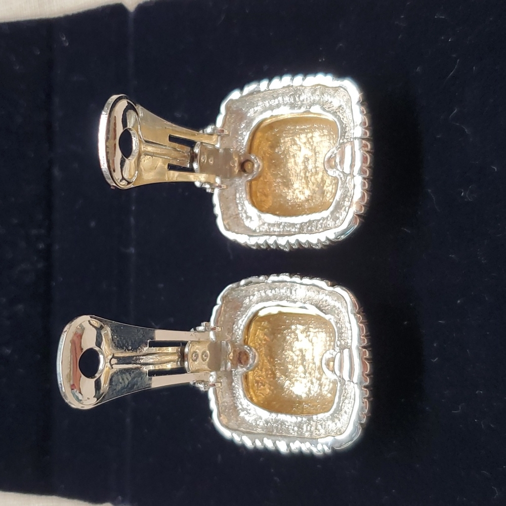 Navajo-look clip earrings - Picture 3 of 3